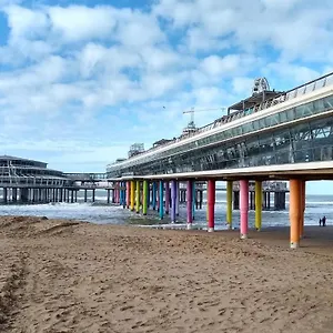 https://sea-breeze-loft-apartment-ii.thehaguehotels.net