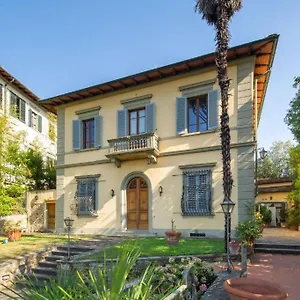Lia - In With Private Garden And Pool Casa vacanze Firenze
