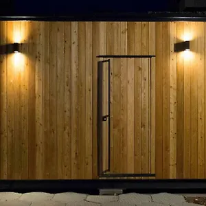 https://nomad-house.ihotelsrotterdam.com