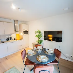 https://exquisite-3-bedroom-apartment.ihotelsrotterdam.com