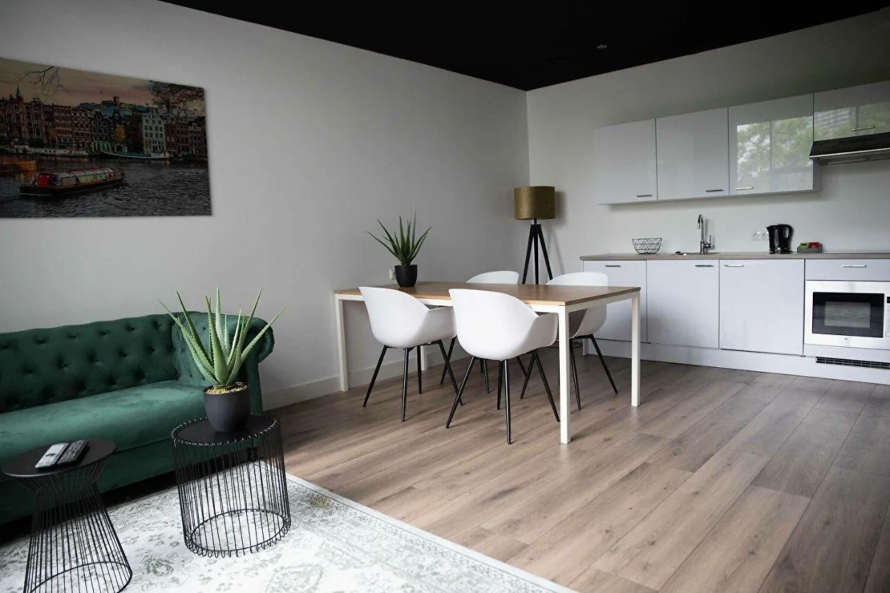 Hotel2Stay Amsterdam 3*,
